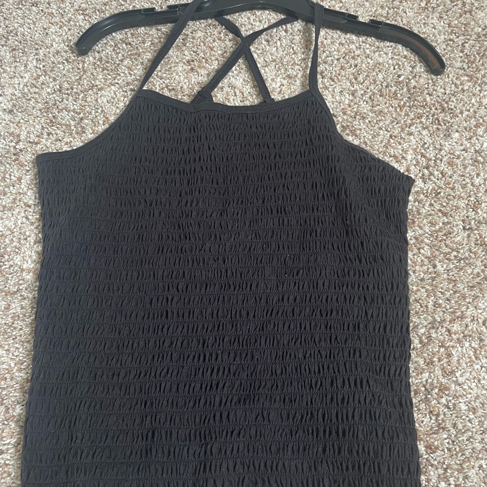 No Boundaries black tube top with straps. Size large but fits like medium
